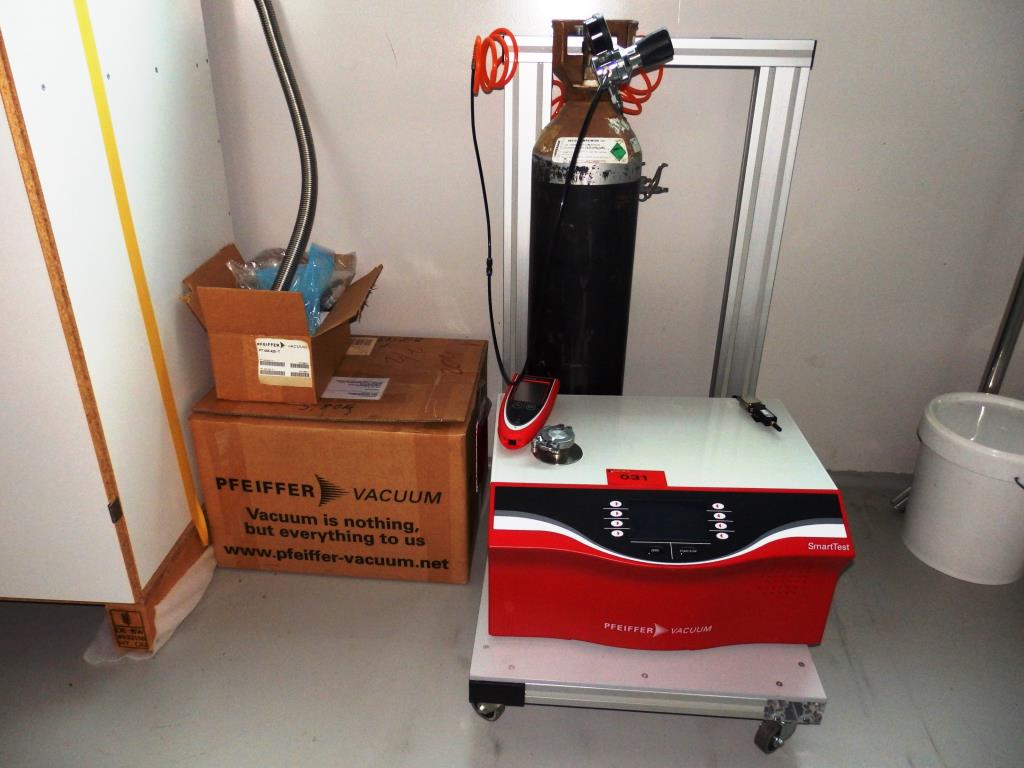 PFEIFFER VACUUM SmartTest Vacuum Leak detector gebraucht kaufen (Trading Premium) | NetBid Industrie-Auktionen